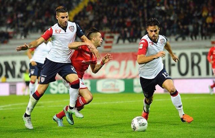 Perugia-Cagliari-difesa.jpg