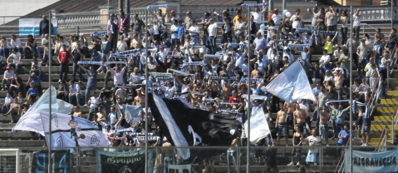 tifosi-entella.jpg