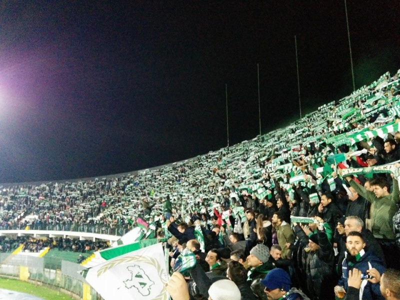 tifosiavellino2.jpg
